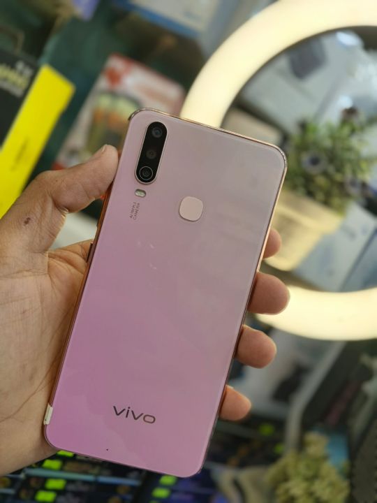 Vivo Y17 – 4GB/128GB | AI Triple Camera | 5000mAh Powerhouse
